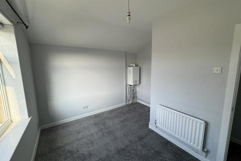 1 bedroom flat to rent, Dingle Road, Birkenhead CH42