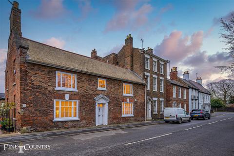 2 bedroom townhouse for sale, Spalding