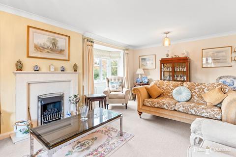 17 Goldfinch Road, Uppingham, Oakham, LE15 9UJ