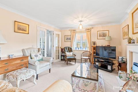17 Goldfinch Road, Uppingham, Oakham, LE15 9UJ