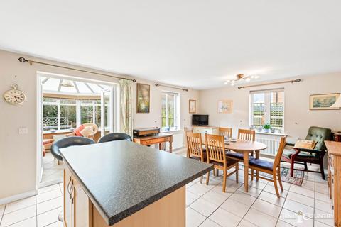 17 Goldfinch Road, Uppingham, Oakham, LE15 9UJ