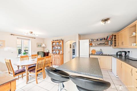 17 Goldfinch Road, Uppingham, Oakham, LE15 9UJ