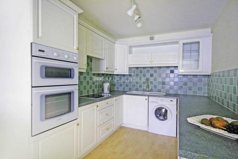 1 bedroom retirement property for sale, Allington Court, Billericay CM11