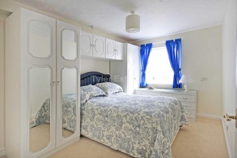 1 bedroom retirement property for sale, Allington Court, Billericay CM11