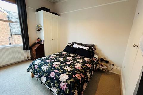 2 bedroom apartment to rent - E Enville Court, Lillington Avenue, Leamington Spa