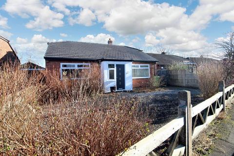 3 bedroom detached bungalow to rent, Blenheim Road, Ashton-In-Makerfield, WN4