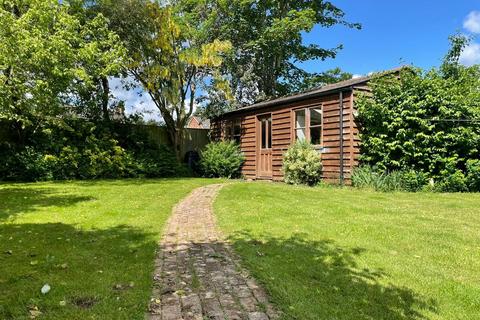 18 Fernham Road, Faringdon, SN7 7JY