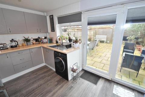 21 Halstead Drive, Irlam, Manchester, M44 6DT