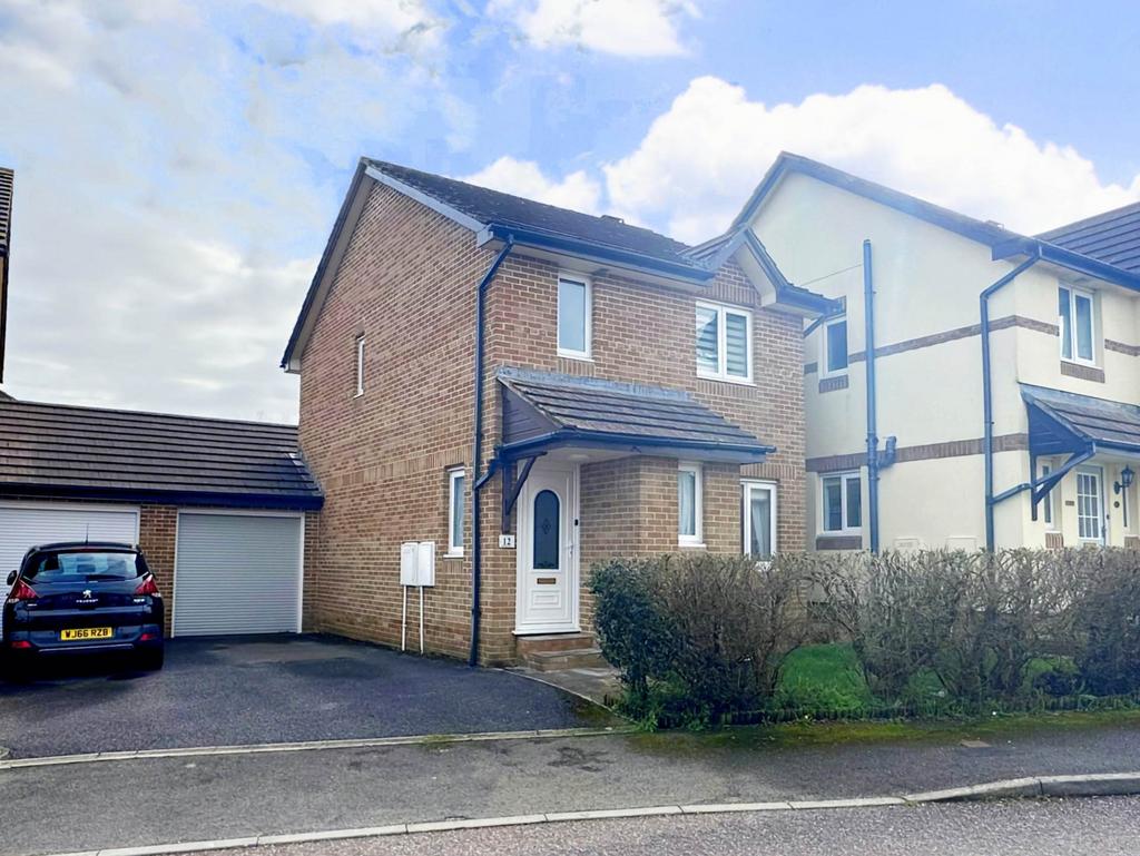 Benson Drive, Northam 2 bed semidetached house for sale £295,000