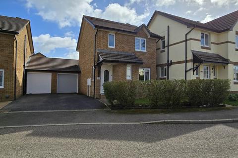 12 Benson Drive, Northam, Bideford, EX39 1UX