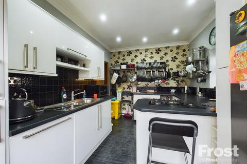 377 Staines Road West, Ashford, TW15 1RH