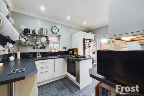 377 Staines Road West, Ashford, TW15 1RH