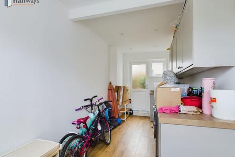 64 Windermere Road, Coulsdon, CR5 2JA
