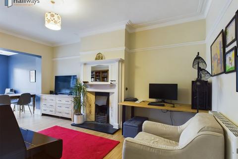 64 Windermere Road, Coulsdon, CR5 2JA
