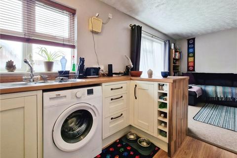 Studio for sale, Osprey Gardens, Lee-on-the-Solent, Hampshire