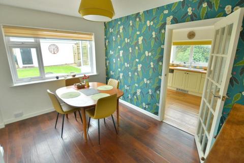 65 Lancaster Drive, Broadstone, BH18 9EH