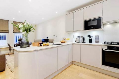1 bedroom flat to rent, Great Titchfield Street (1), Fitzrovia, London, W1W