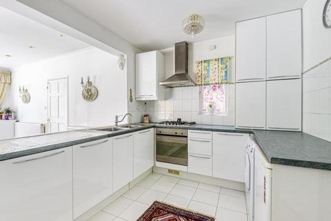 5 bedroom detached house for sale, Connaught Drive, Hampstead Garden Suburb