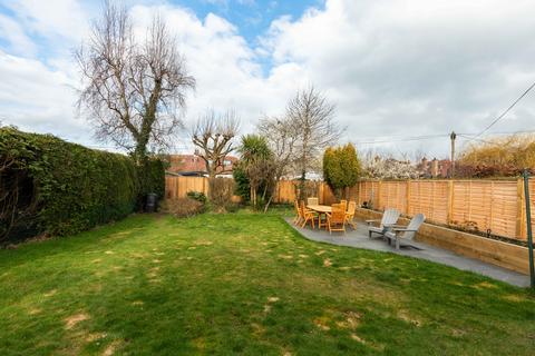 4 bedroom detached bungalow for sale, Parkgrove Gardens, Edinburgh EH4