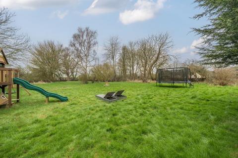 4 bedroom detached bungalow for sale, High Street, Riseley, Bedford