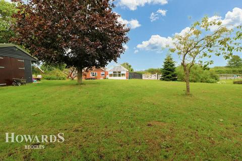 3 bedroom detached bungalow for sale, Hulver Street, Beccles