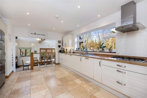 Glevering Beech Road, Haslemere, GU27 2BX