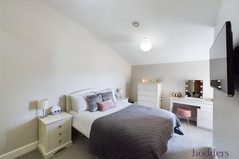 1 bedroom apartment for sale, Pretoria Road, Chertsey, Surrey, KT16