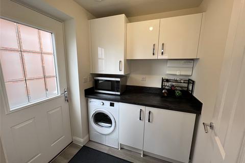 3 bedroom detached house to rent, Whittle Way, Fernwood, Newark, Nottinghamshire, NG24