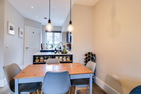 3 bedroom terraced house for sale, Low Hall Road, Horsforth, Leeds, West Yorkshire, LS18