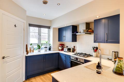 3 bedroom terraced house for sale, Low Hall Road, Horsforth, Leeds, West Yorkshire, LS18