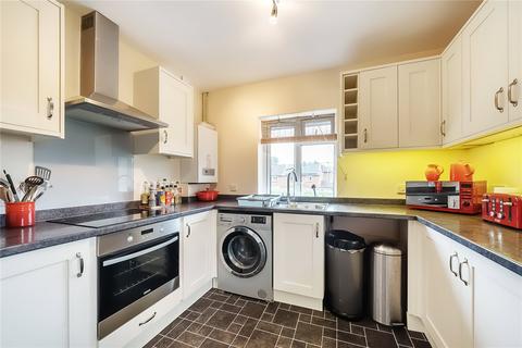 2 bedroom maisonette to rent, Chawton Park Road, Hampshire GU34