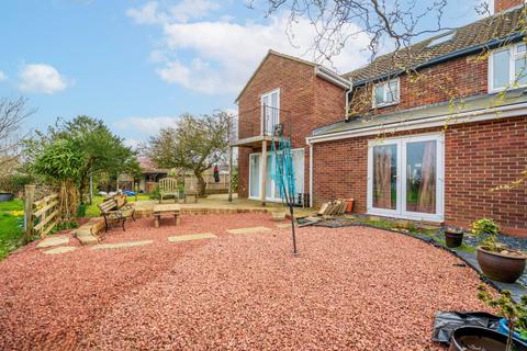 5 bedroom semi-detached house for sale - Evans Lombe Close, Repps With Bastwick, NR29