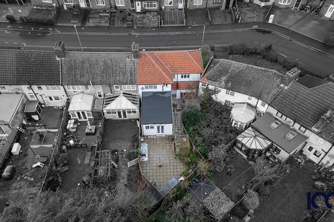 4 bedroom semi-detached house for sale, Eliot Road, Dagenham