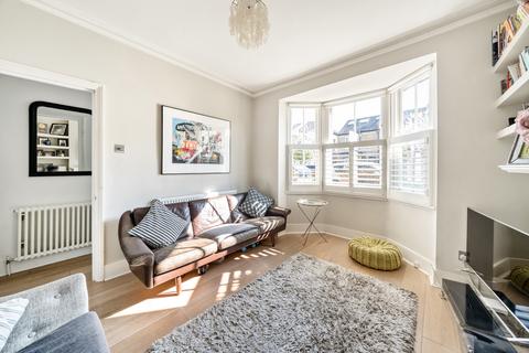 10 Clifton Road, Teddington, TW11 8SW