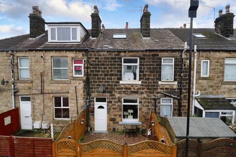 2 bedroom terraced house for sale, Park Street, Yeadon, Leeds, West Yorkshire, LS19