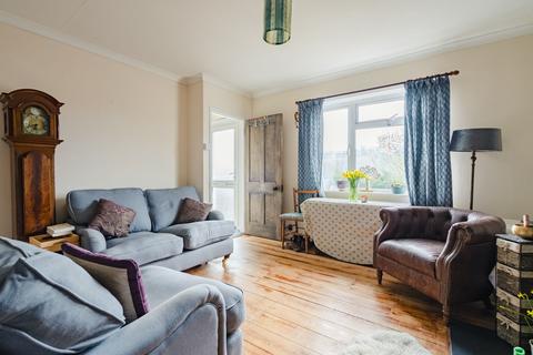 1 Snows Estate, Sandford, Crediton, EX17 4NJ