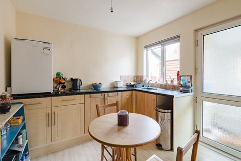 1 Snows Estate, Sandford, Crediton, EX17 4NJ