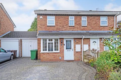 2 bedroom semi-detached house for sale - Deanbrook Close, Shirley, B90