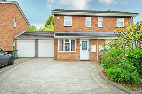 2 bedroom semi-detached house for sale, Deanbrook Close, Shirley, B90