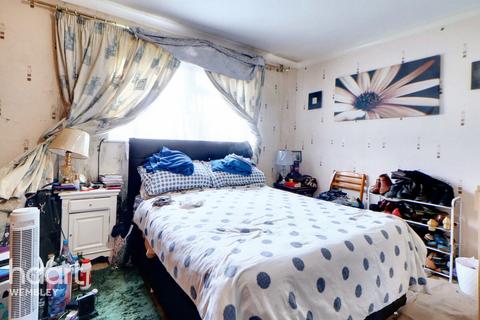 3 bedroom flat for sale - Wembley Park