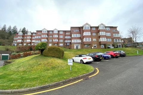 2 bedroom apartment to rent, Rookwood Court, Guildford GU2
