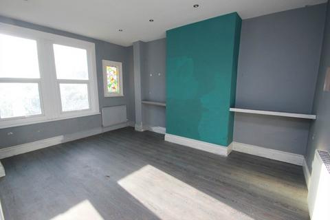 33 Quebec Avenue, Southend-on-sea, SS1 2DF