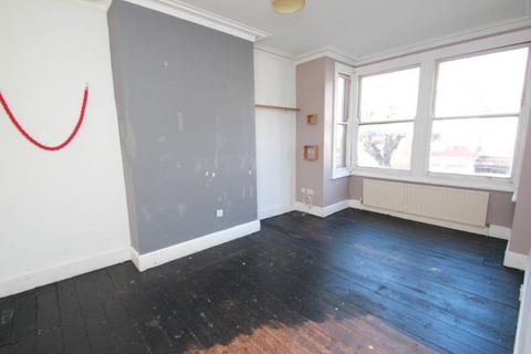 33 Quebec Avenue, Southend-on-sea, SS1 2DF