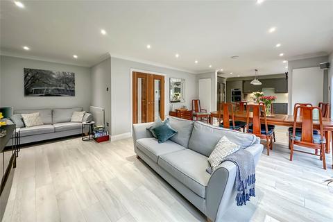 7 Chivenor Place, St Albans, AL4 0AD