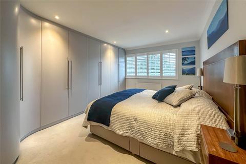 7 Chivenor Place, St Albans, AL4 0AD