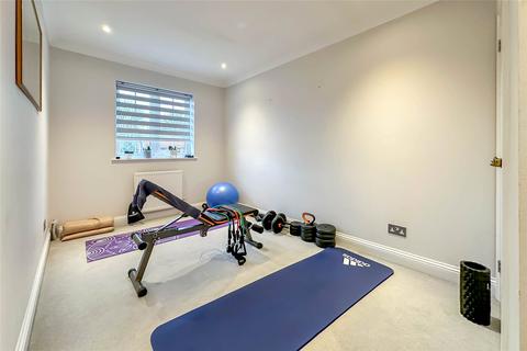7 Chivenor Place, St Albans, AL4 0AD