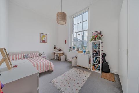3 bedroom apartment for sale - Royal Herbert Pavilions, Gilbert Close, London