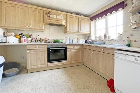 3 bedroom detached house for sale - Neath Court, Stockton-on-tees