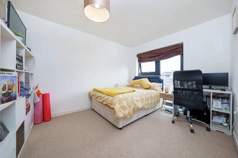3 bedroom flat for sale - 18 Mostyn Grove, London E3