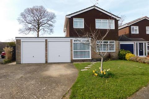 3 bedroom detached house for sale, Emily Close, Christchurch BH23